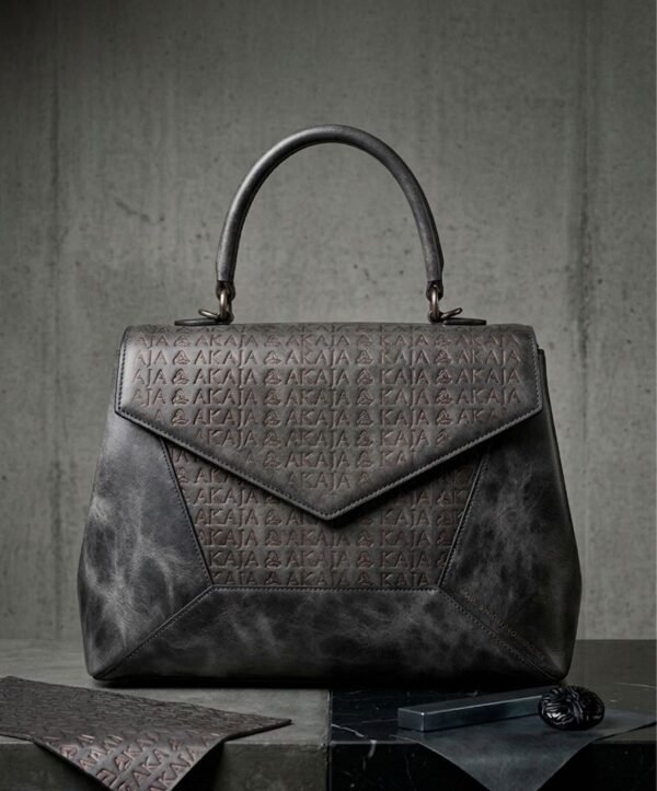 Obsidia — Monogramme Noir Anthracite